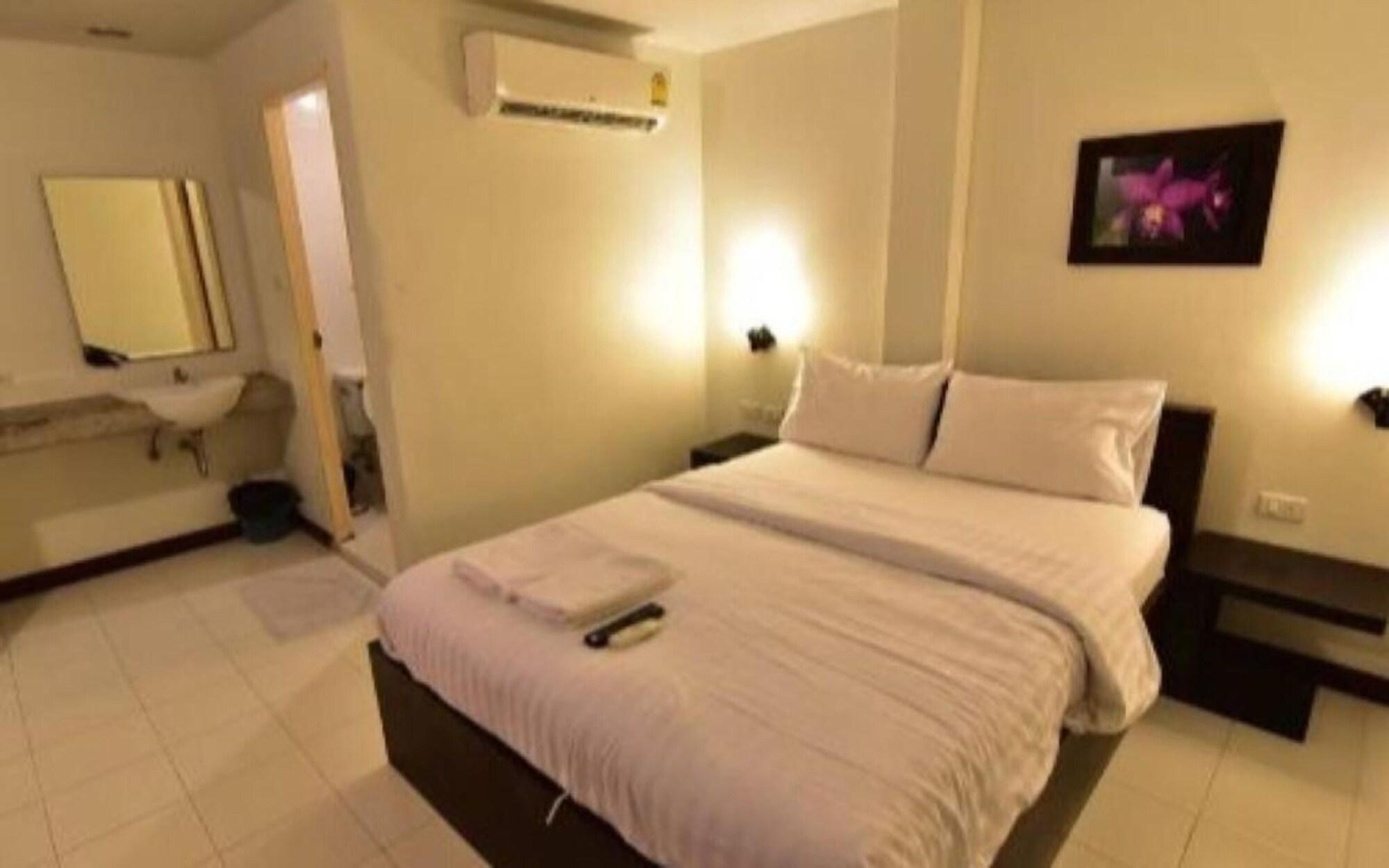 Ck Residence Pattaya Bagian luar foto