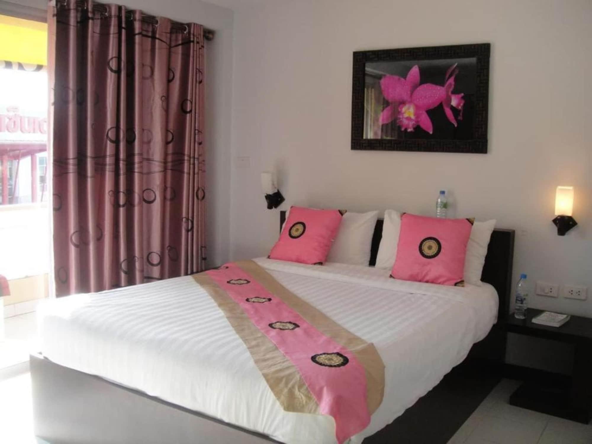 Ck Residence Pattaya Bagian luar foto