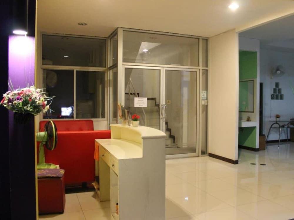 Ck Residence Pattaya Bagian luar foto